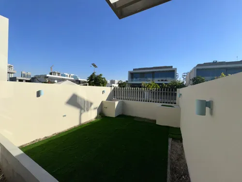 3 Bedrooms Villa in Murano Townhouses