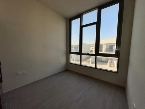 4 Bedrooms Villa in Murano Townhouses