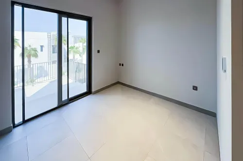 2 Bedrooms Townhouse in MAG Eye