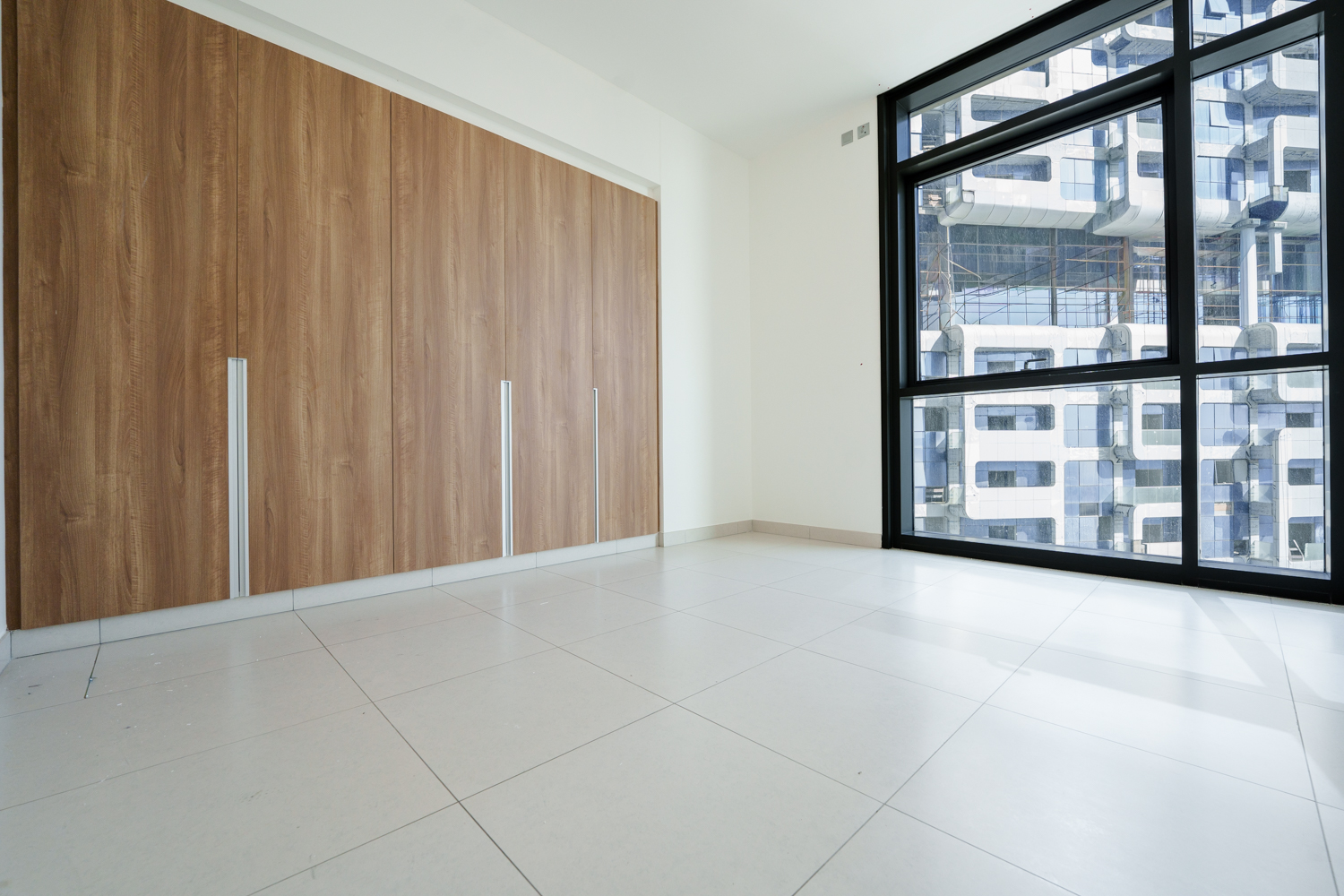 3 Bedrooms Apartment in Canal Residence