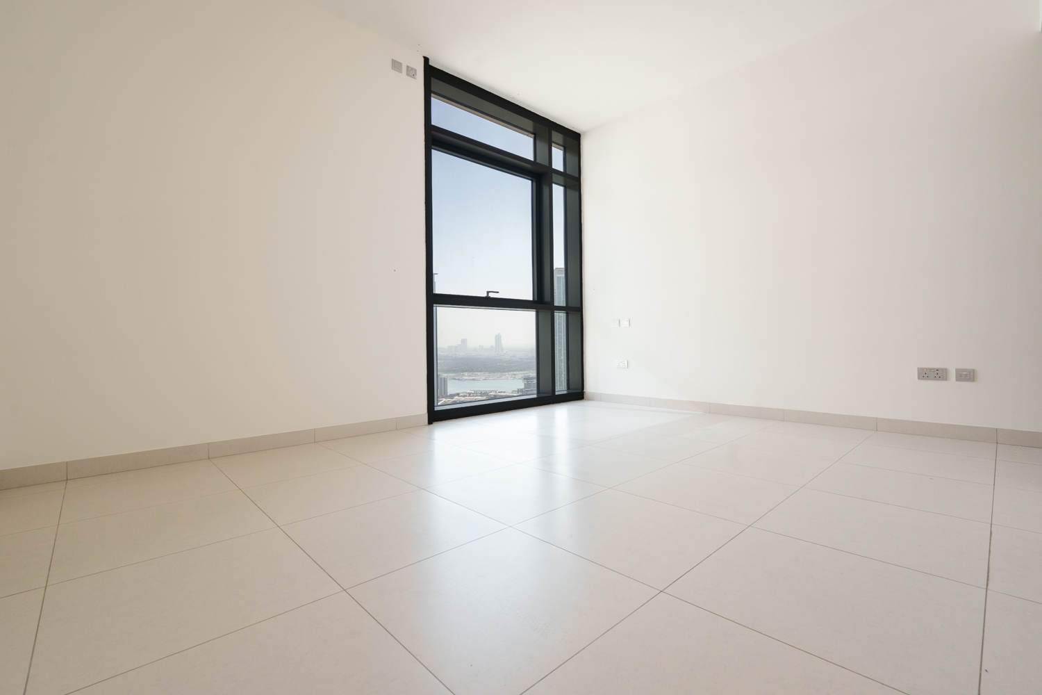 3 Bedrooms Apartment in Canal Residence