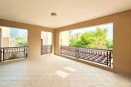 2 Bedrooms Apartment in Turia Tower B