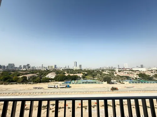 2 Bedrooms Apartment in Azizi Mirage