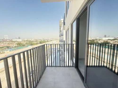 2 Bedrooms Apartment in Azizi Mirage