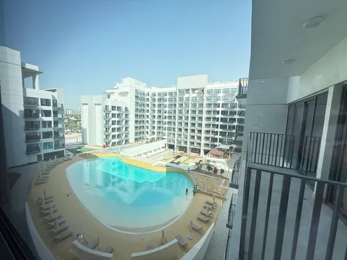 2 Bedrooms Apartment in Azizi Mirage