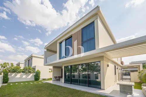 Single Row | Closed Kitchen | Vacant Soon