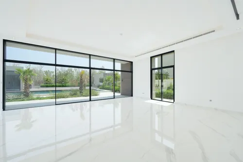 6 Bedrooms Villa in Lunaria