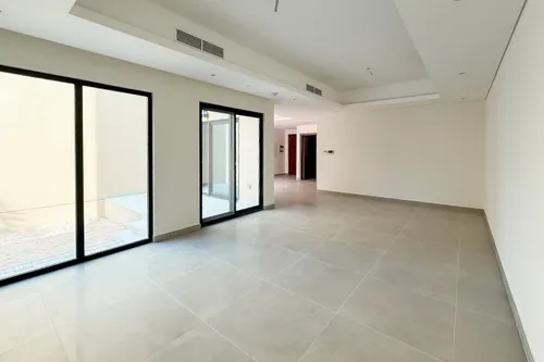4 Bedrooms Townhouse in Sharjah Sustainable City