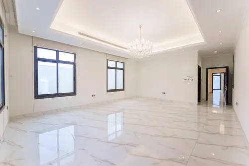 6 Bedrooms Villa in Shakhbout City