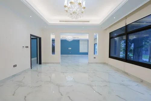 6 Bedrooms Villa in Shakhbout City