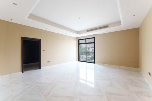 6 Bedrooms Villa in Shakhbout City