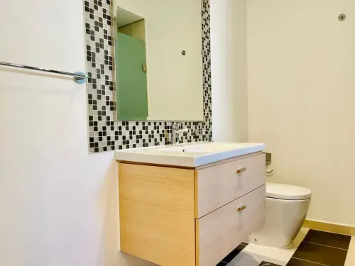 3 Bedrooms Townhouse in Richmond