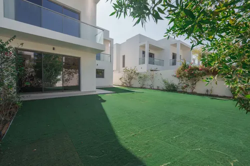 3 Bedrooms Villa in Aspens