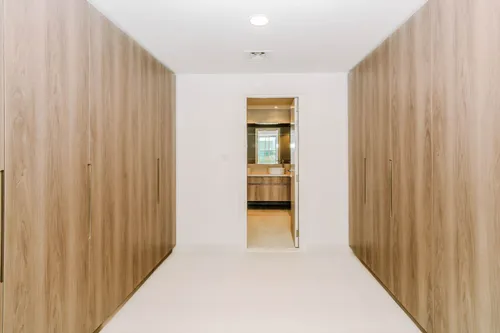 4 Bedrooms Villa in Garden View Villas