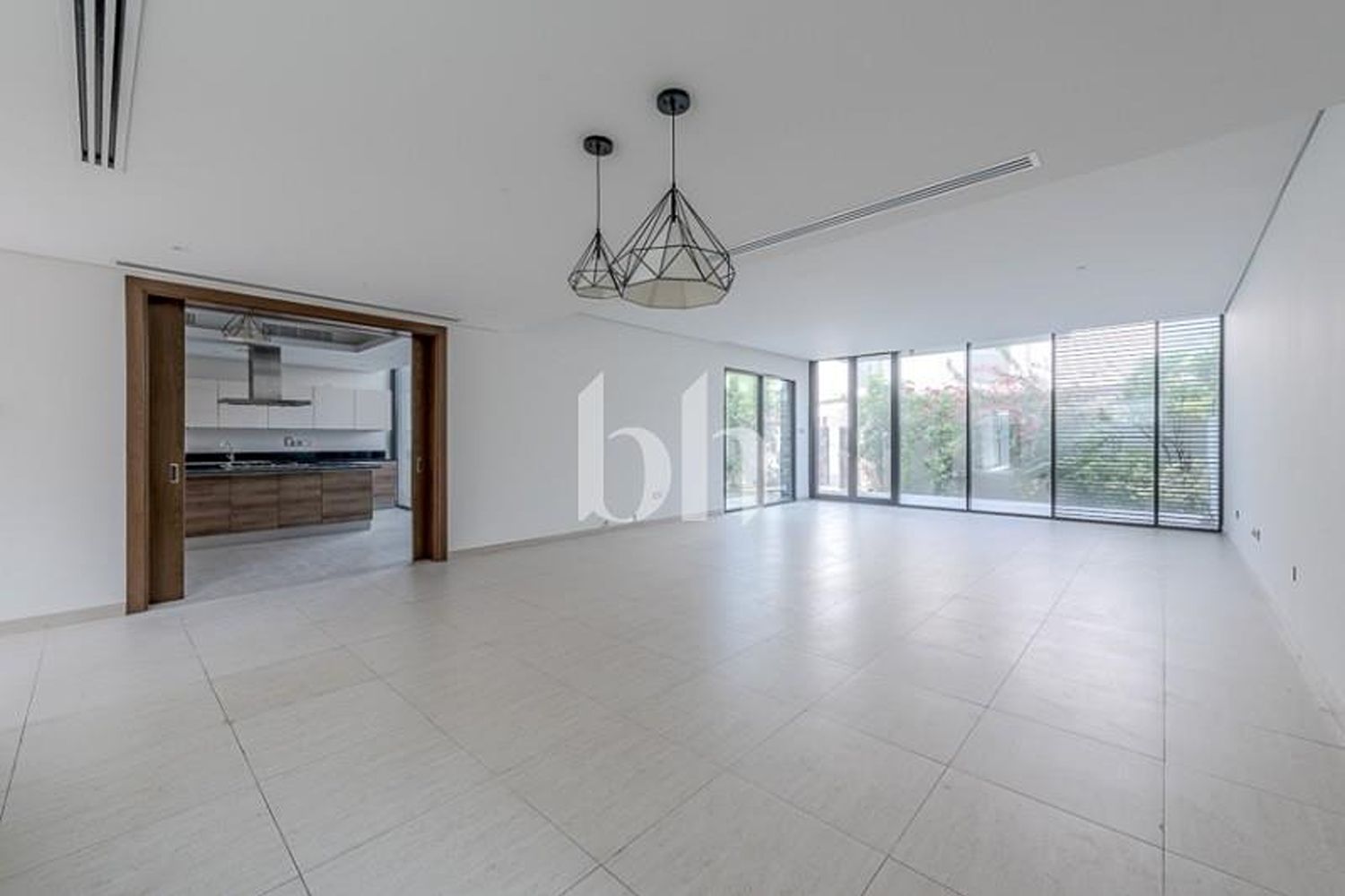 5 Bedrooms Villa in Umm Suqeim 3 Villas