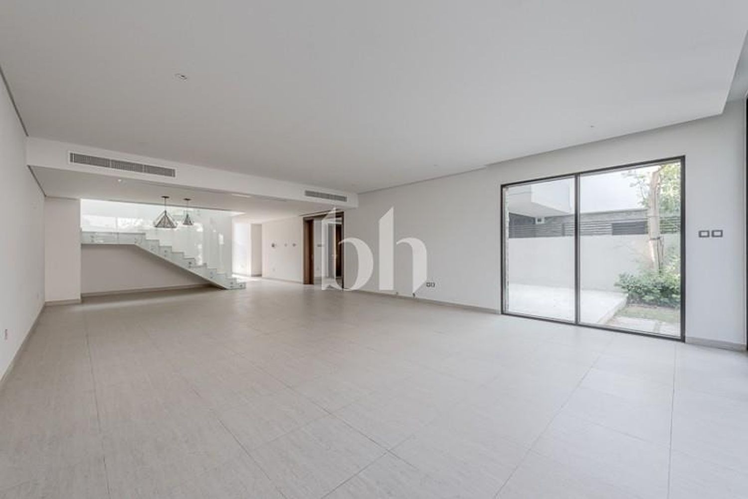 5 Bedrooms Villa in Umm Suqeim 3 Villas