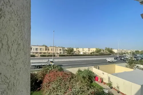 2 Bedrooms Villa in Springs 9