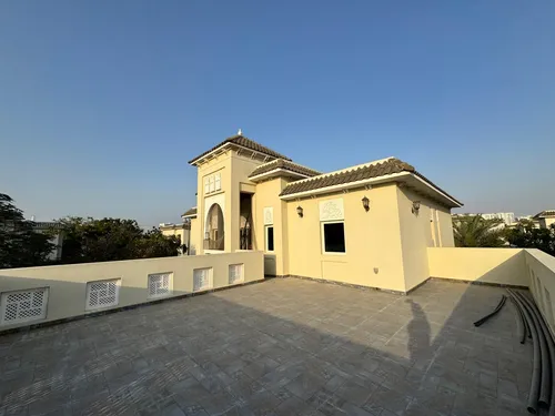 4 Bedrooms Villa in Quortaj 2
