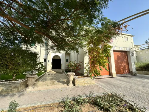 4 Bedrooms Villa in Quortaj 2