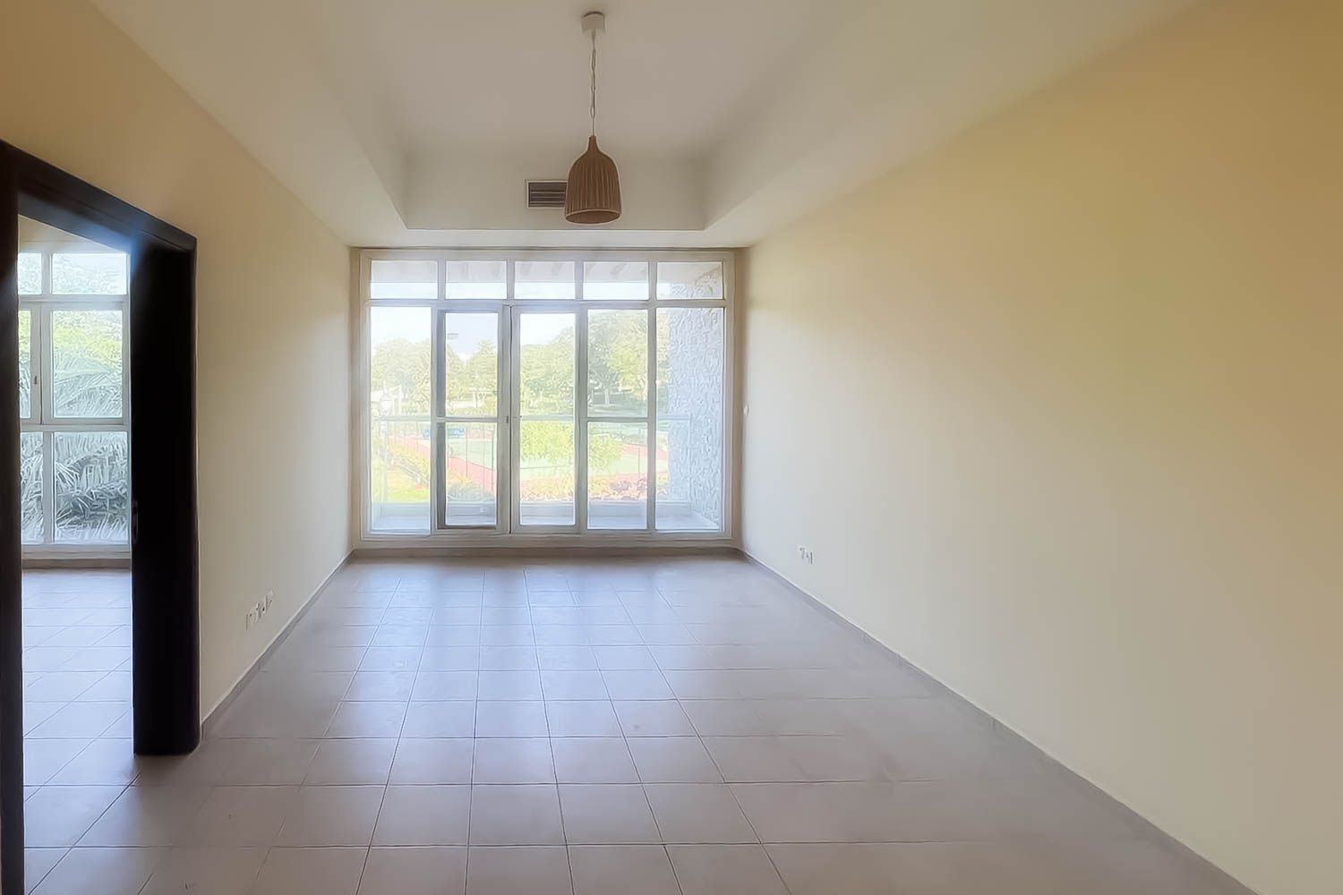 3 Bedrooms Villa in Cluster H