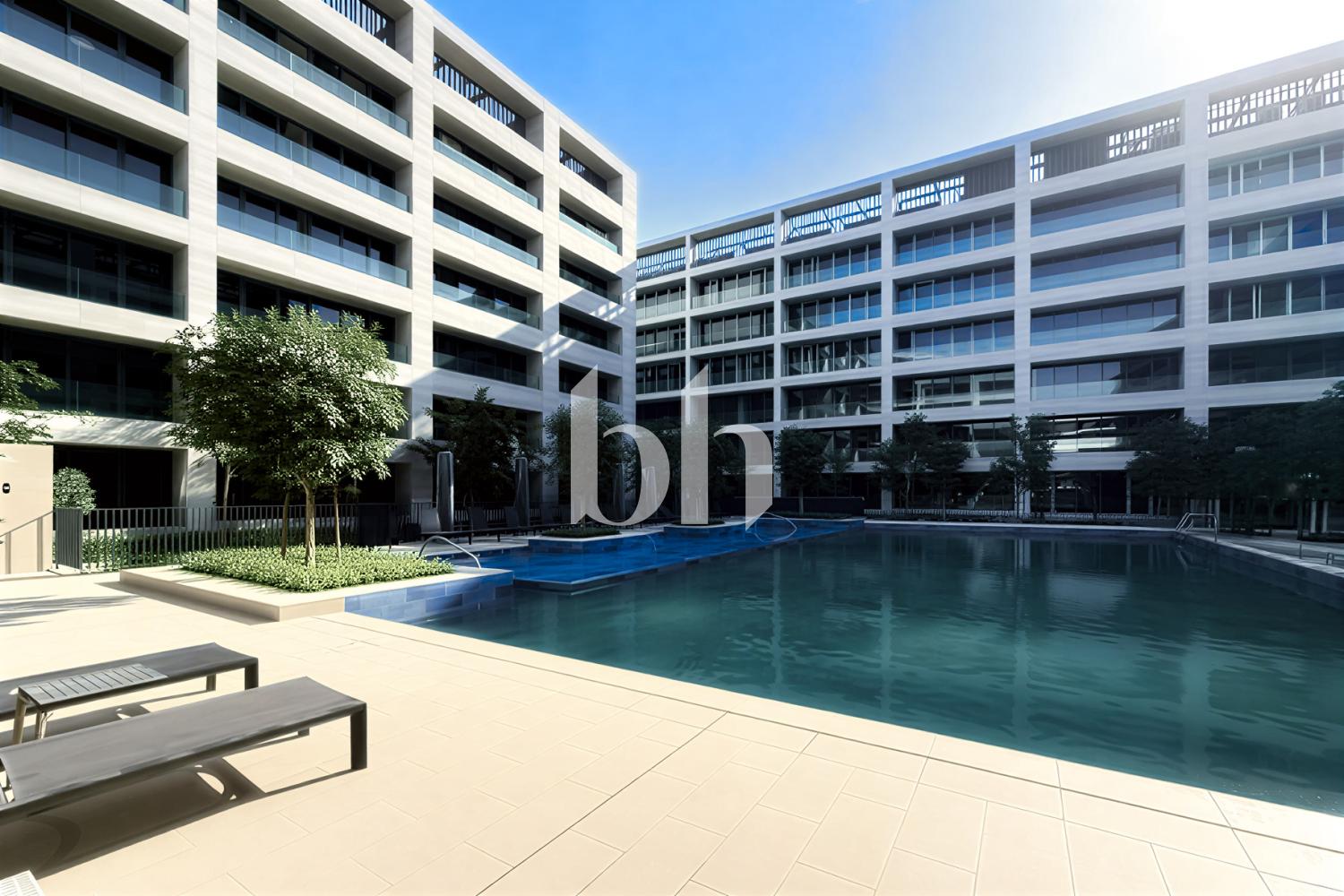 Direct Pool View | Bright & Spacious | Balcony