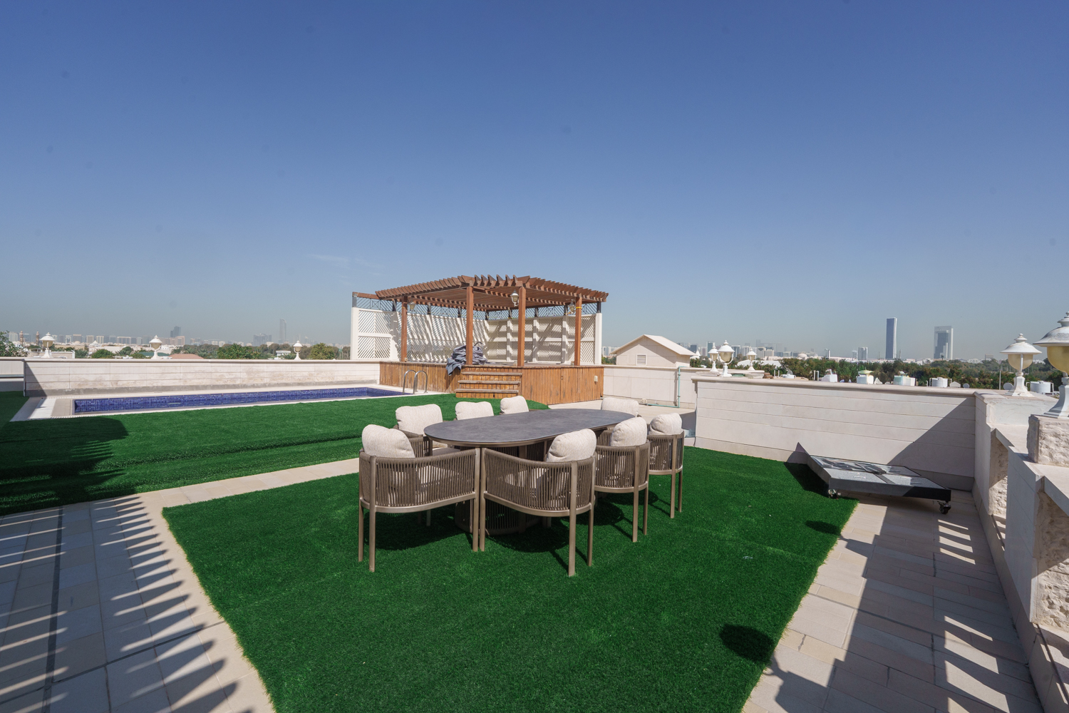 7 Bedrooms Villa in Mushrif Gardens