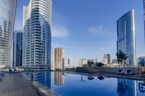 2 Bedrooms Apartment in Radiant Square