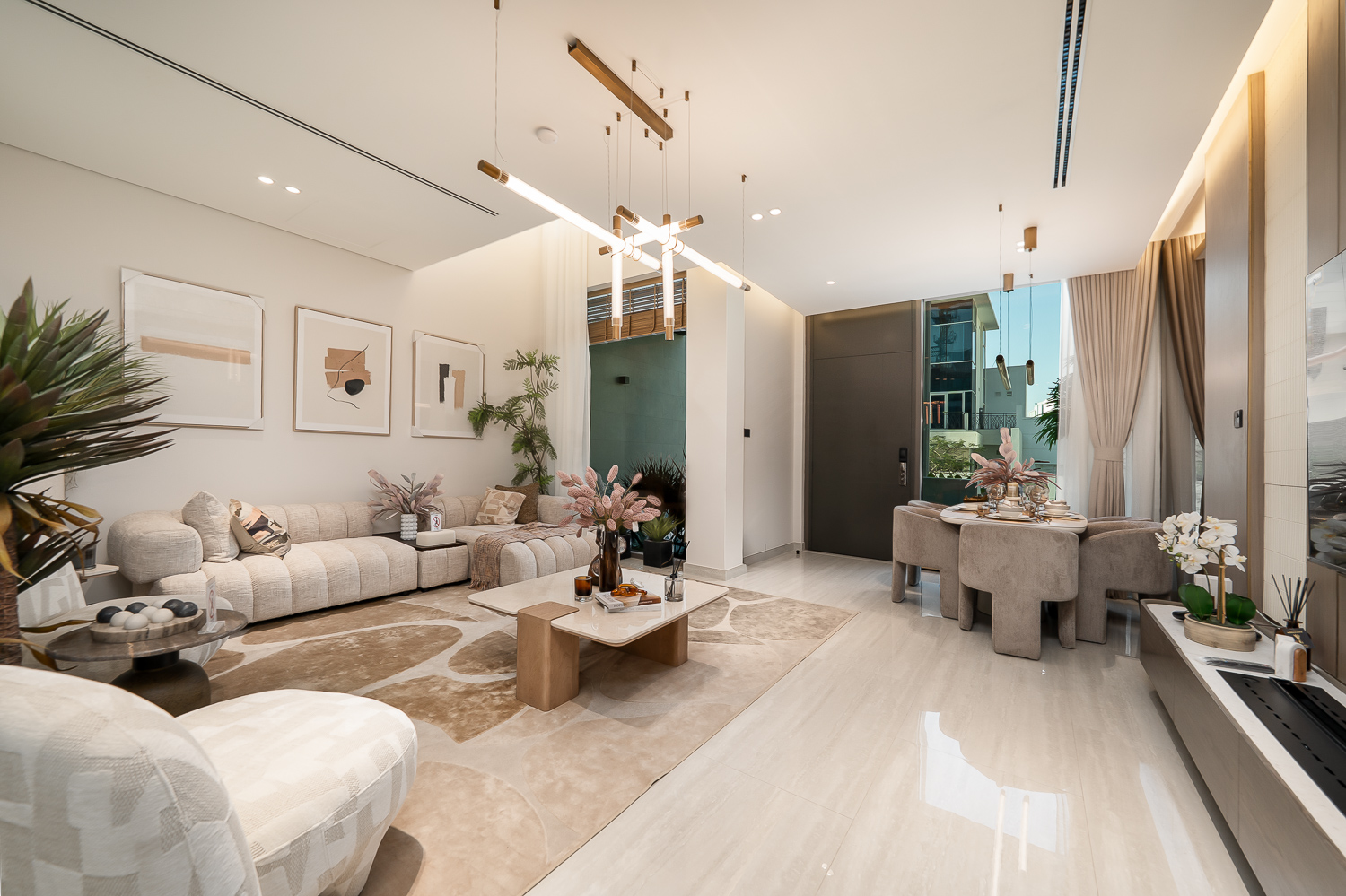 4 Bedrooms Townhouse in The Veranda Collection 1