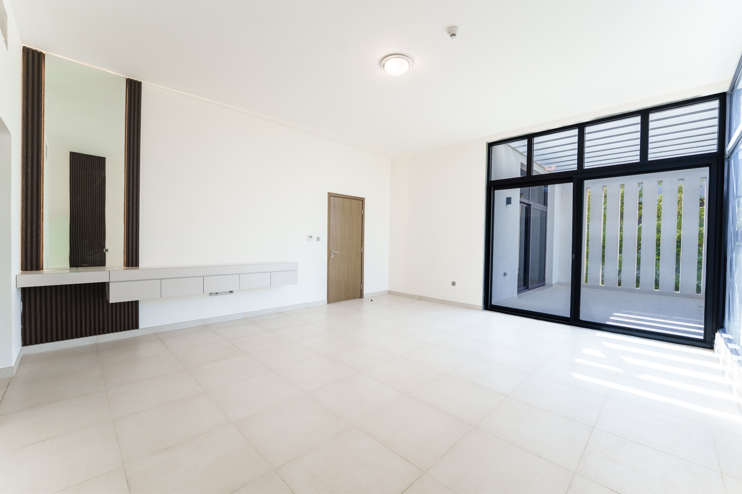 5 Bedrooms Villa in West Yas