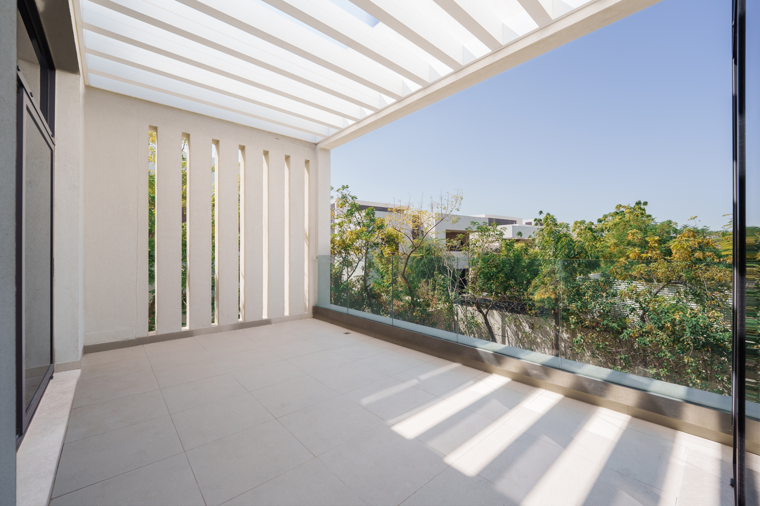 5 Bedrooms Villa in West Yas