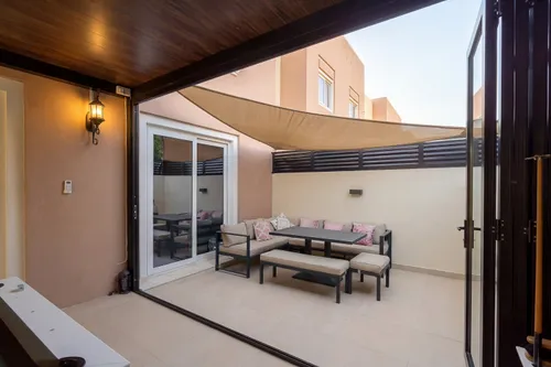 4 Bedrooms Townhouse in Amaranta 2