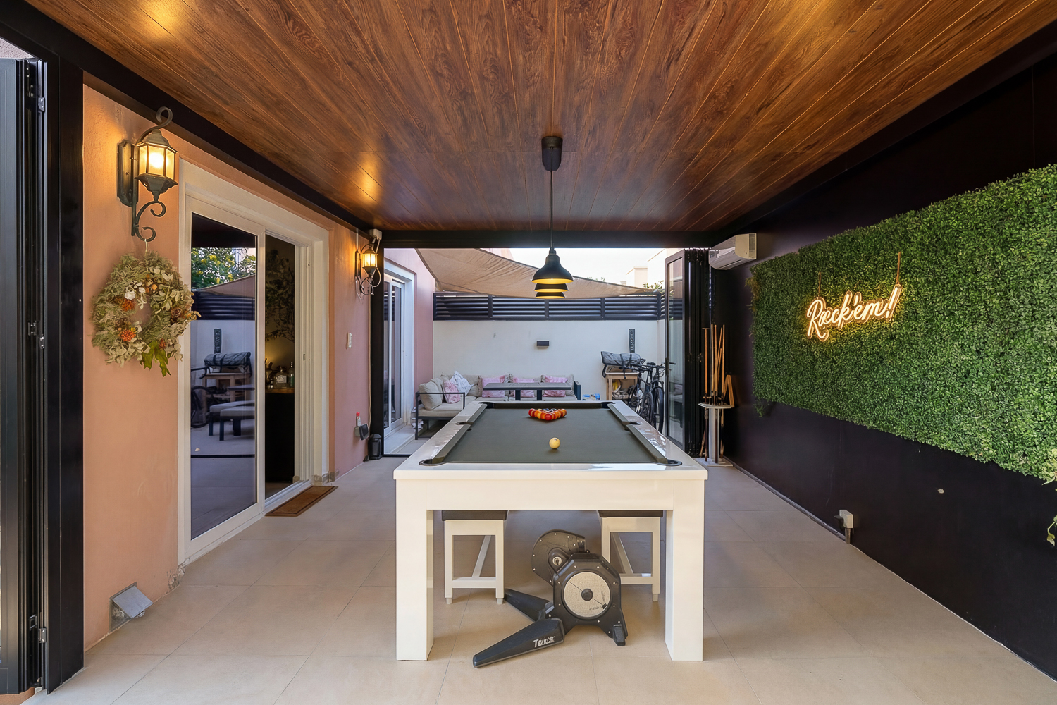 4 Bedrooms Townhouse in Amaranta 2