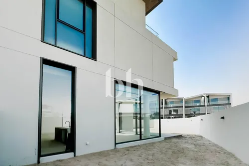 Large Garden | Ready to Move in | Multiple Options