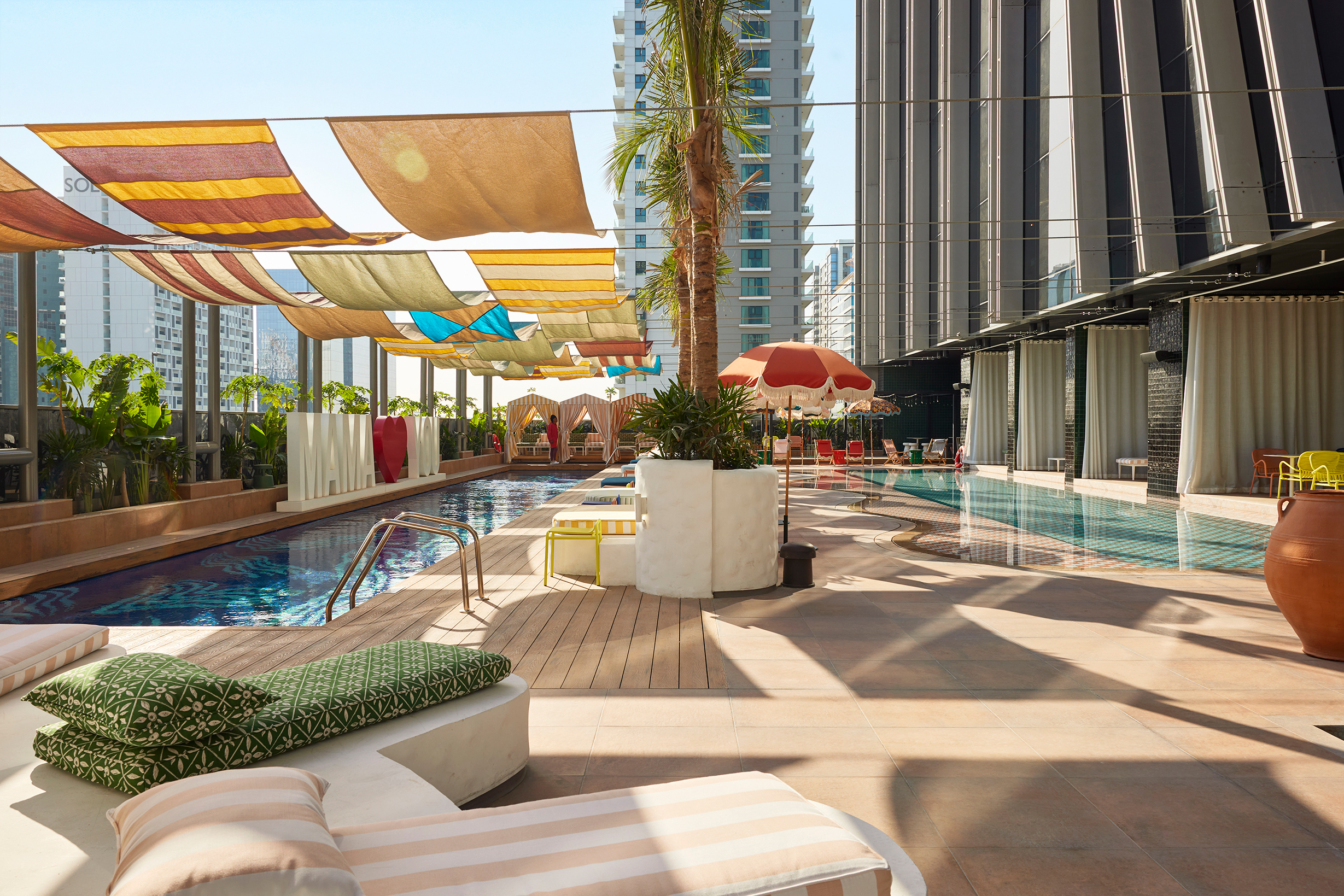 2 Bedrooms Apartment in Luxury Family Residences II