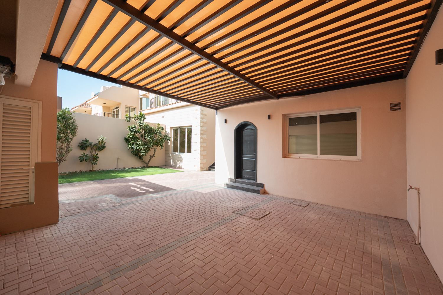 5 Bedrooms Villa in Al Safa 2 Villas