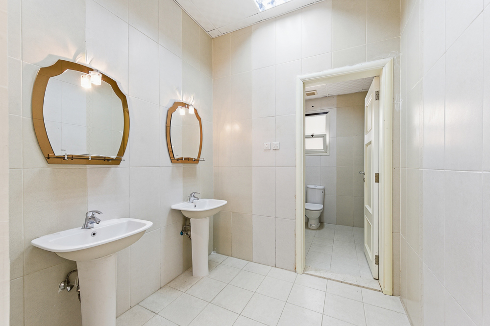 5 Bedrooms Villa in Al Warqa'a 2 Villas