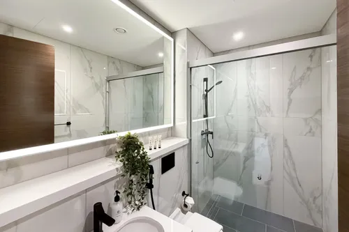 3 Bedrooms Apartment in The Crest Tower D