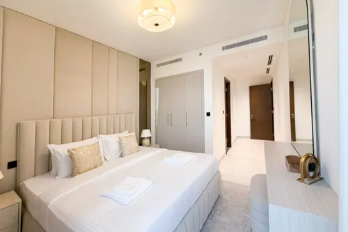 3 Bedrooms Apartment in The Crest Tower D