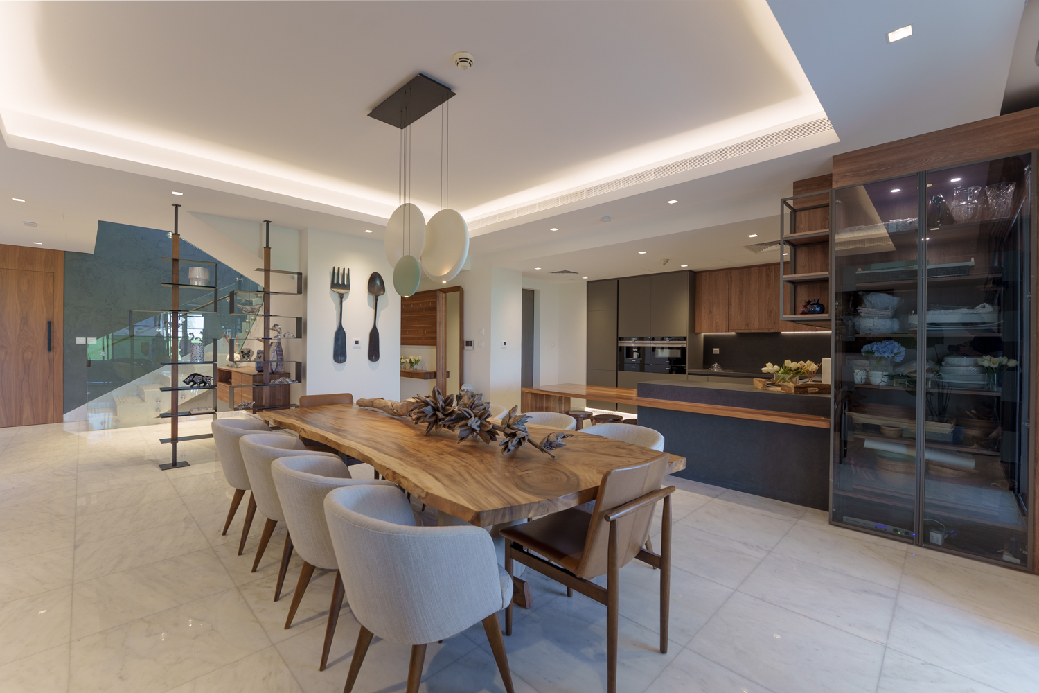 4 Bedrooms Villa in Redwoods