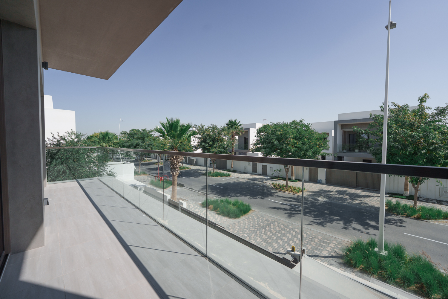 4 Bedrooms Villa in Redwoods