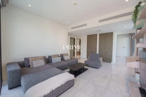 4 Bedrooms Villa in Redwoods