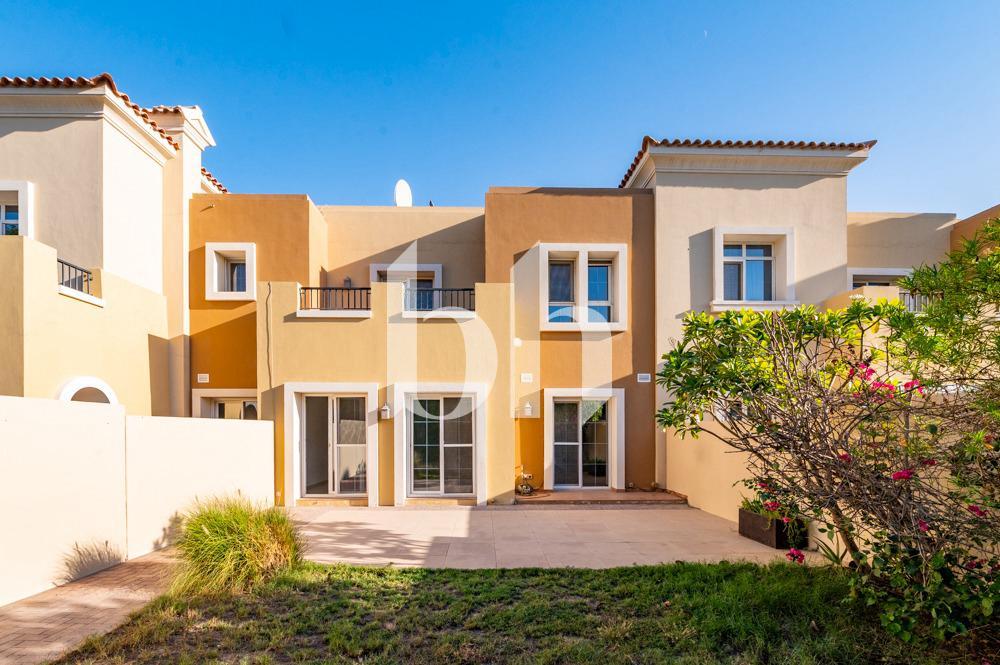 Single Row | Park Backing | Study + Maids Room |