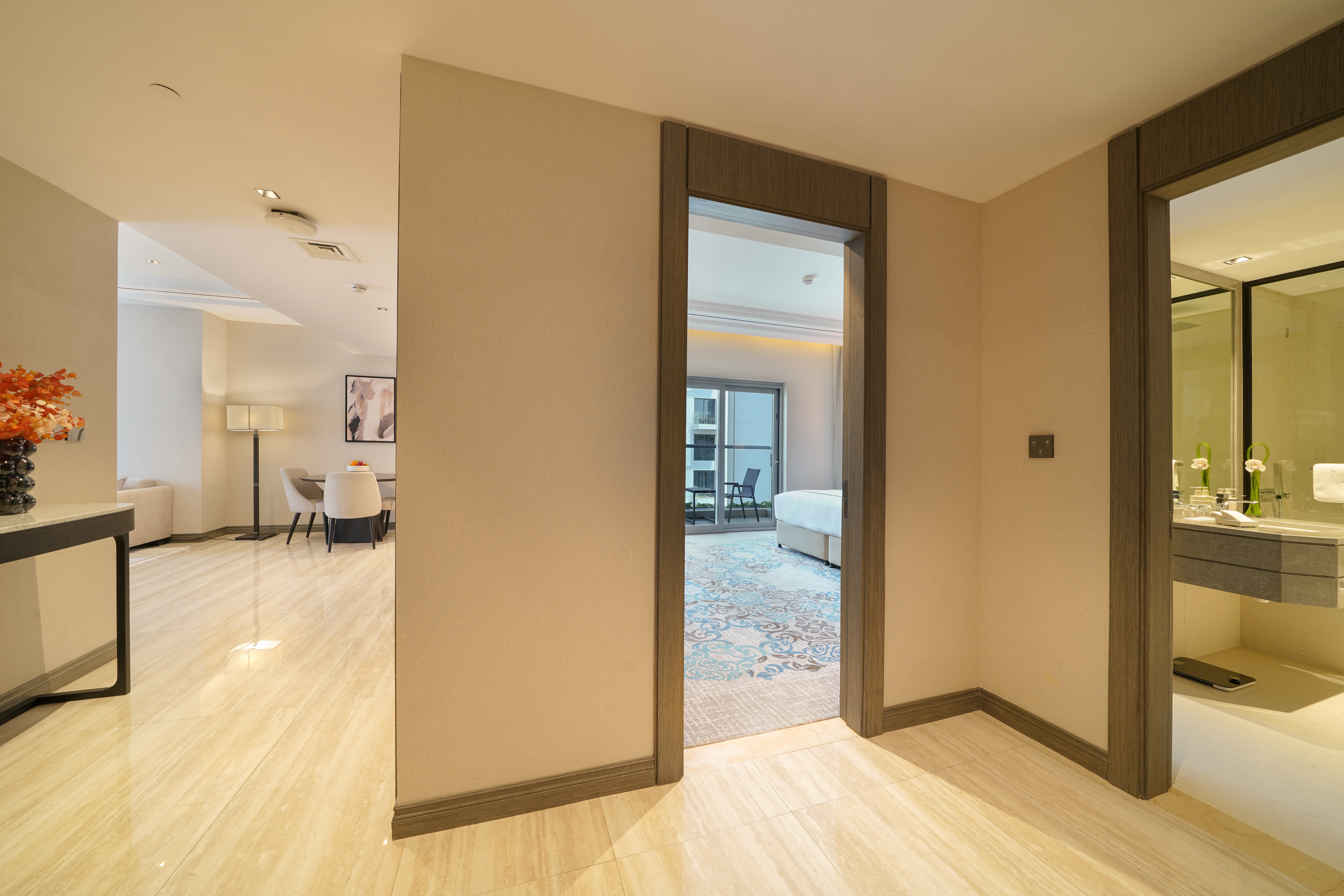 1 Bedroom Apartment in Mileo the Palm