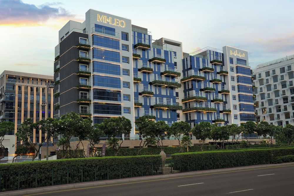 1 Bedroom Apartment in Mileo the Palm