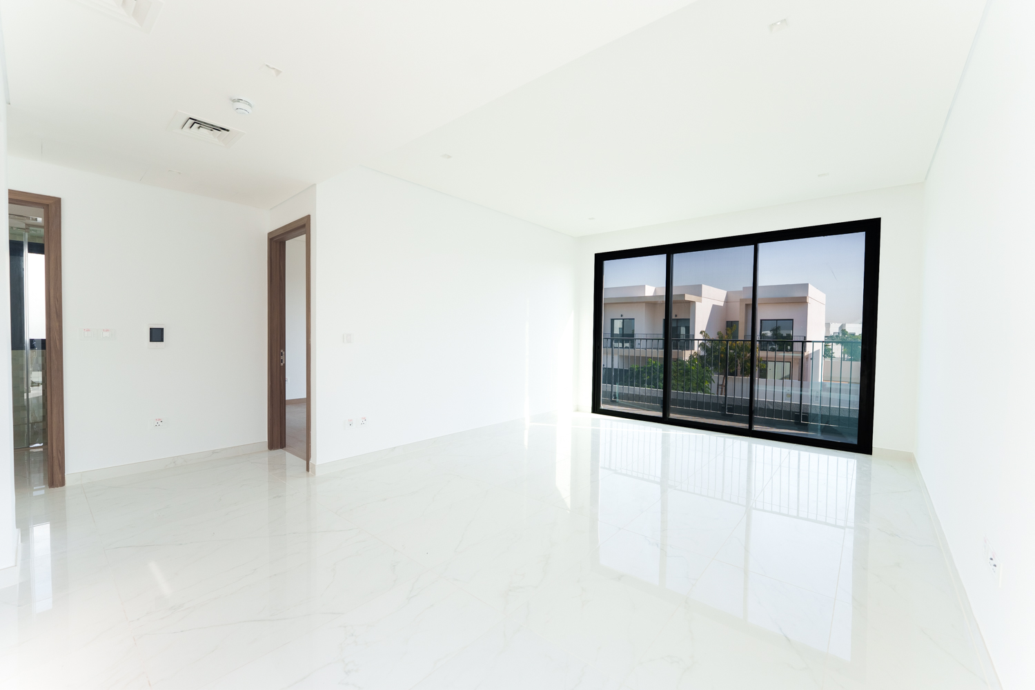 4 Bedrooms Villa in The Dahlias