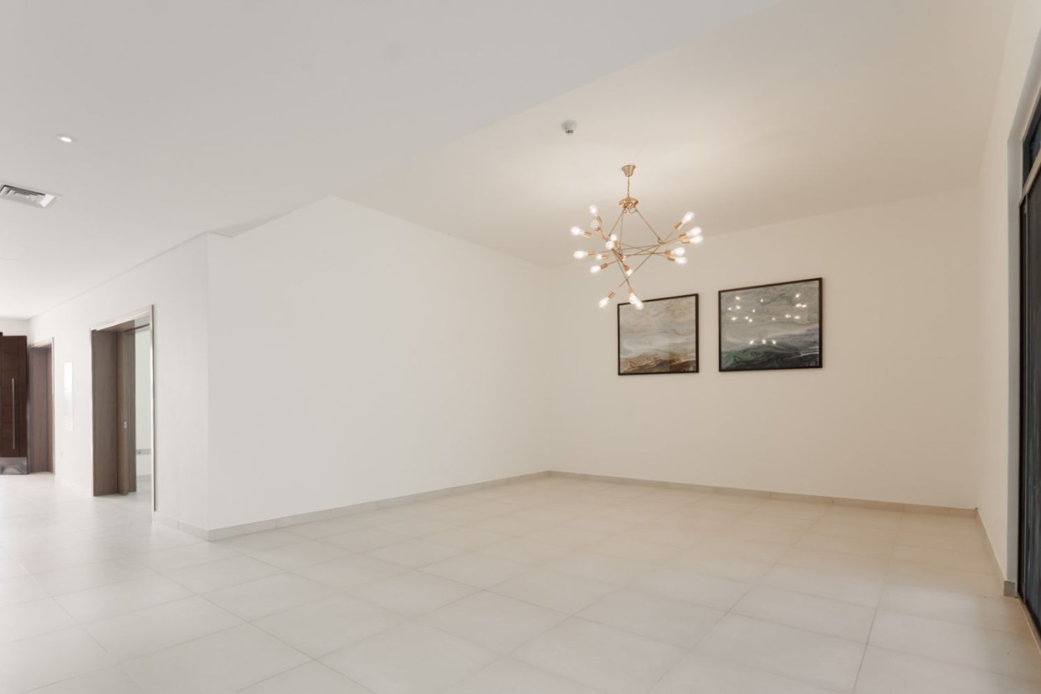 5 Bedrooms Villa in West Yas