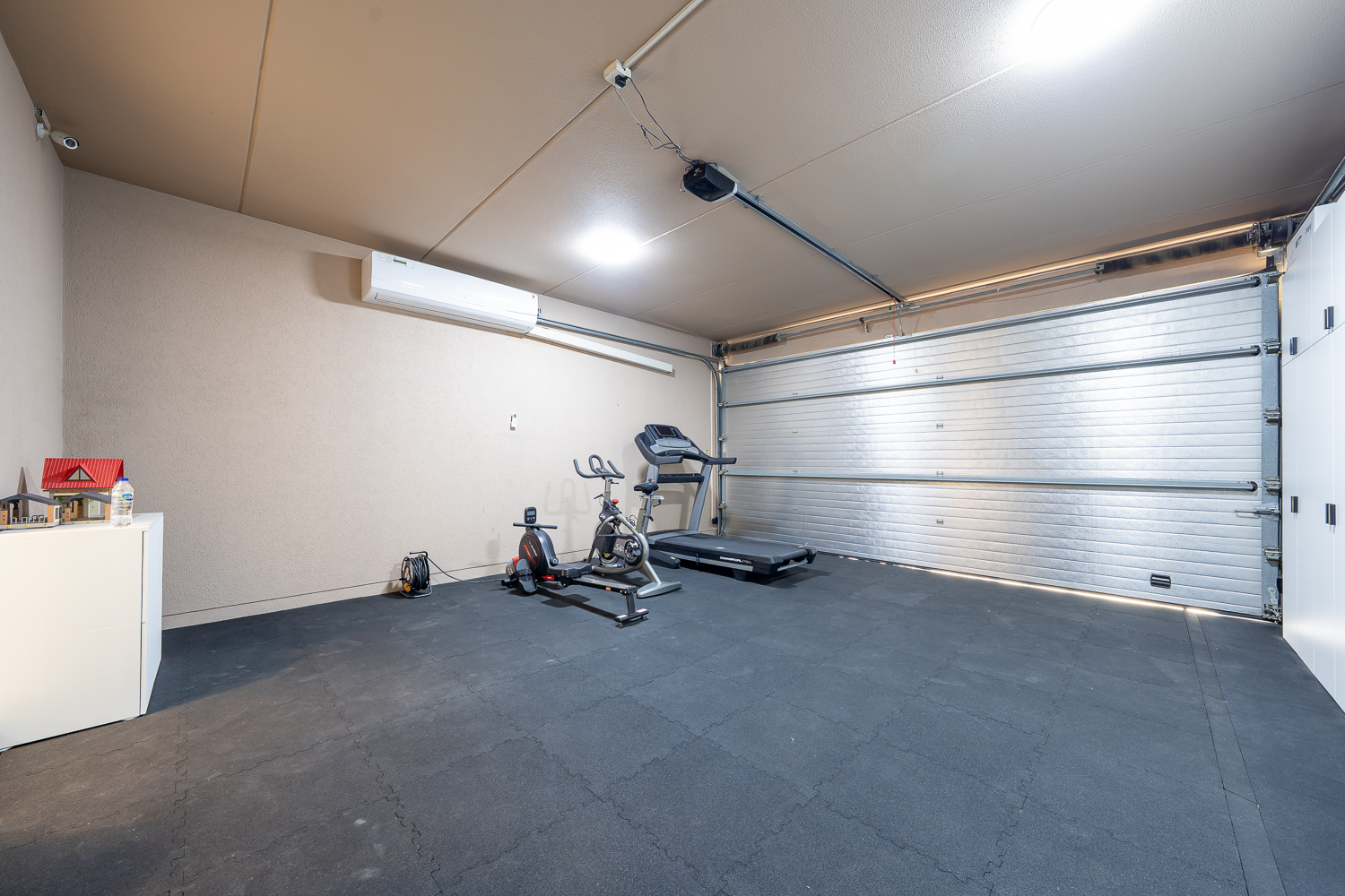 5 Bedrooms Villa in Saheel 2