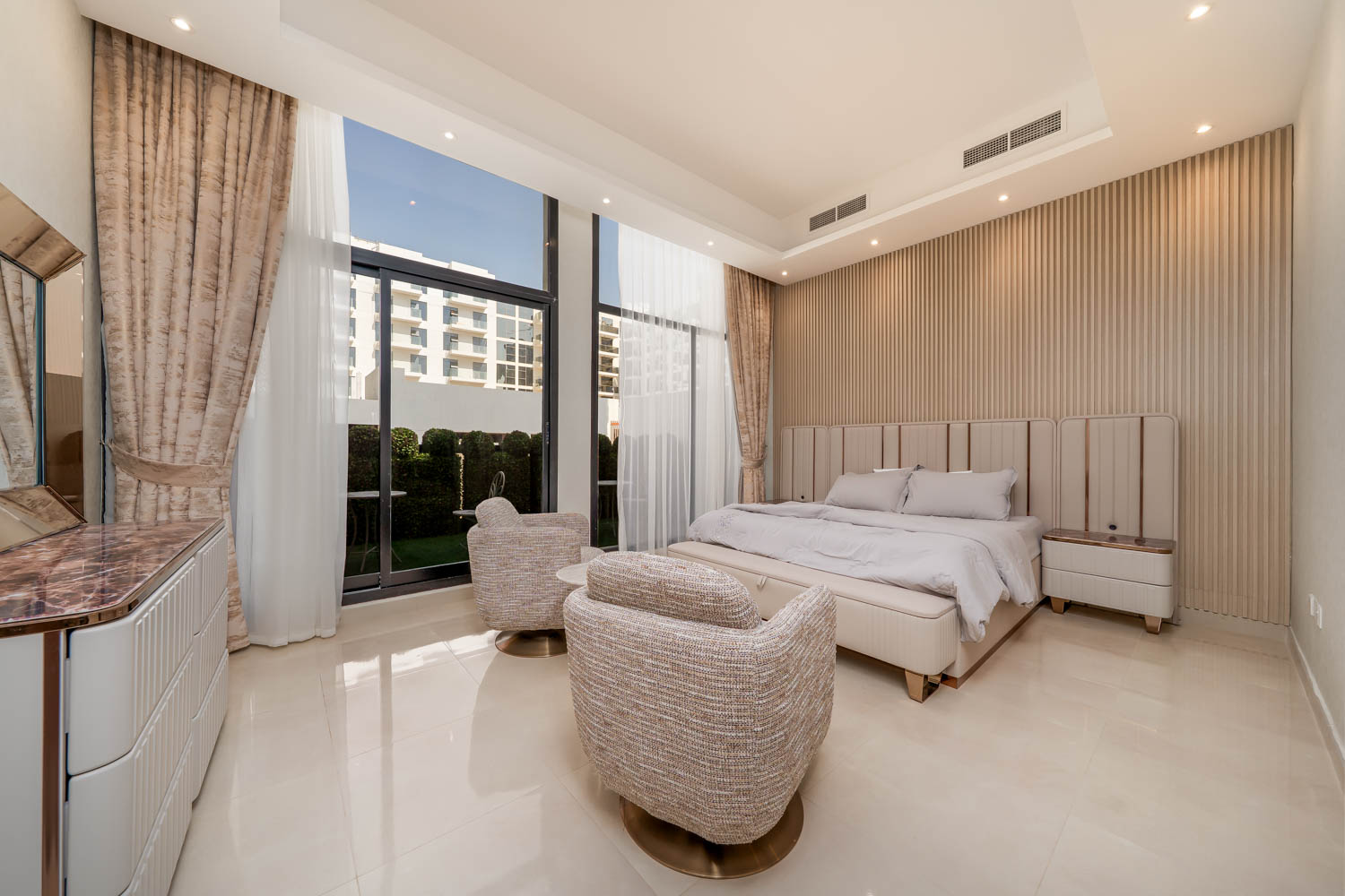 4 Bedrooms Townhouse in District 1A