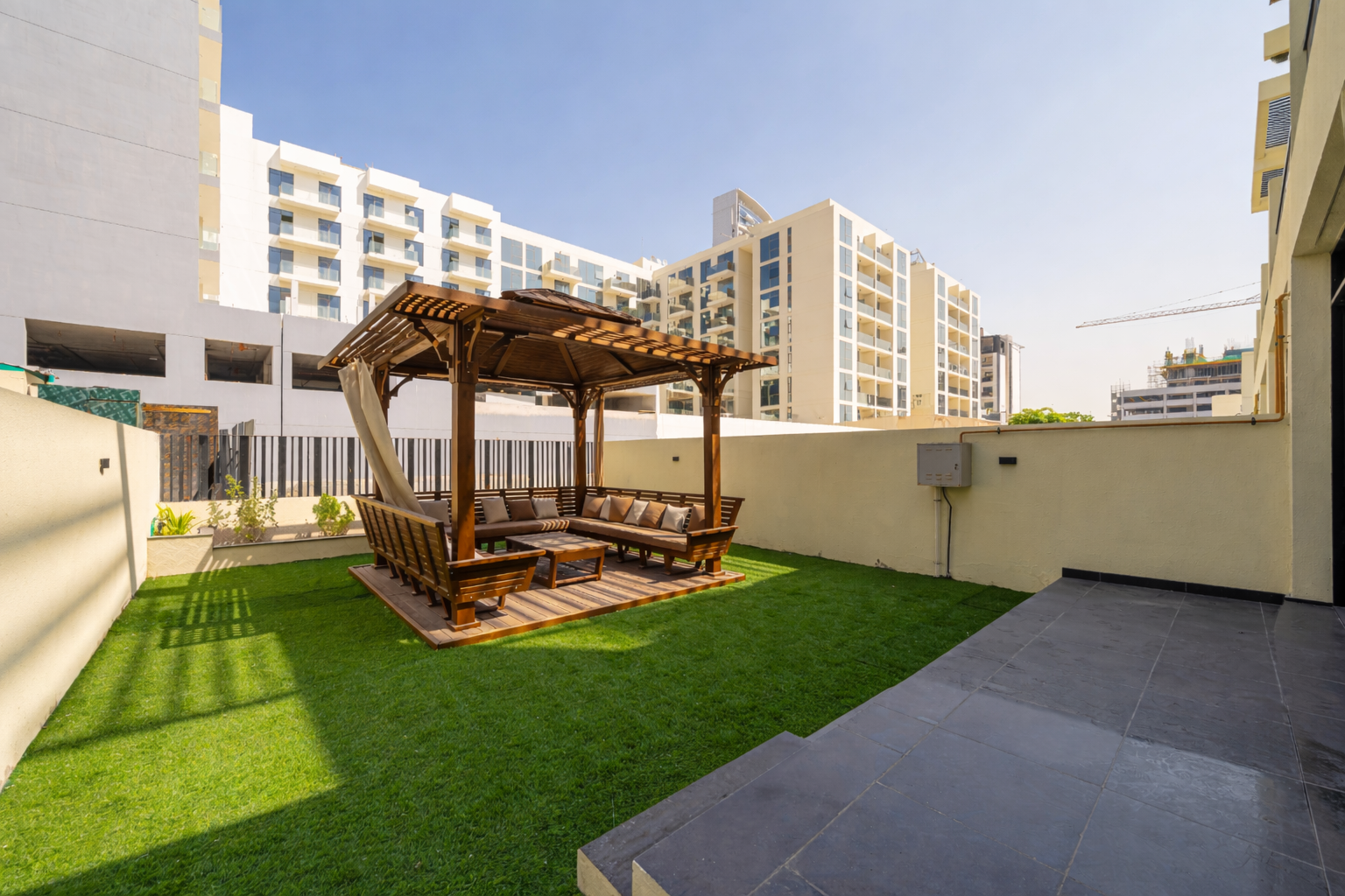 4 Bedrooms Townhouse in District 1A