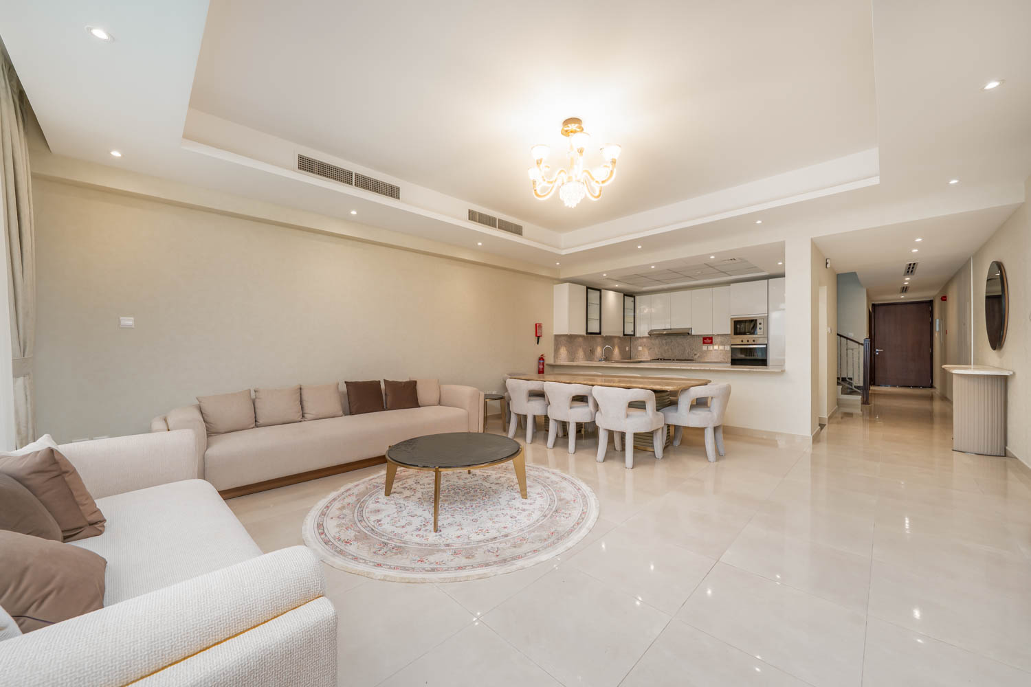 4 Bedrooms Townhouse in District 1A